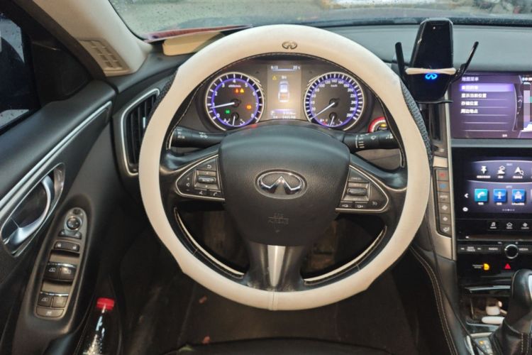 Used Infiniti Q50L 2016 2.0T Enjoyment Edition Steering Wheel