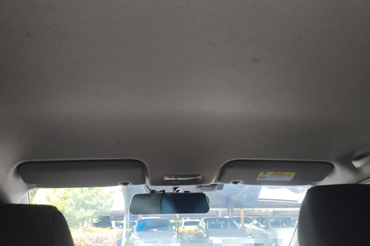 Used Hyundai Verna (older generation) 2020 1.4L Manual GL Refreshed Edition Headliner