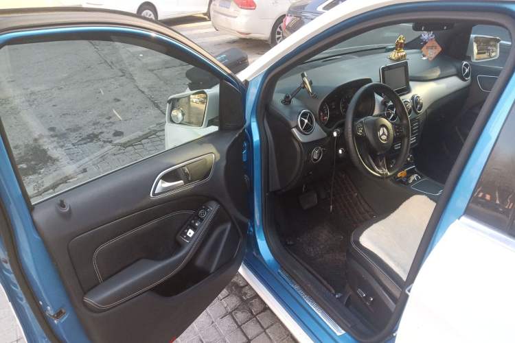 Used Mercedes-Benz B-Class 2015 B 200 Sport Edition
