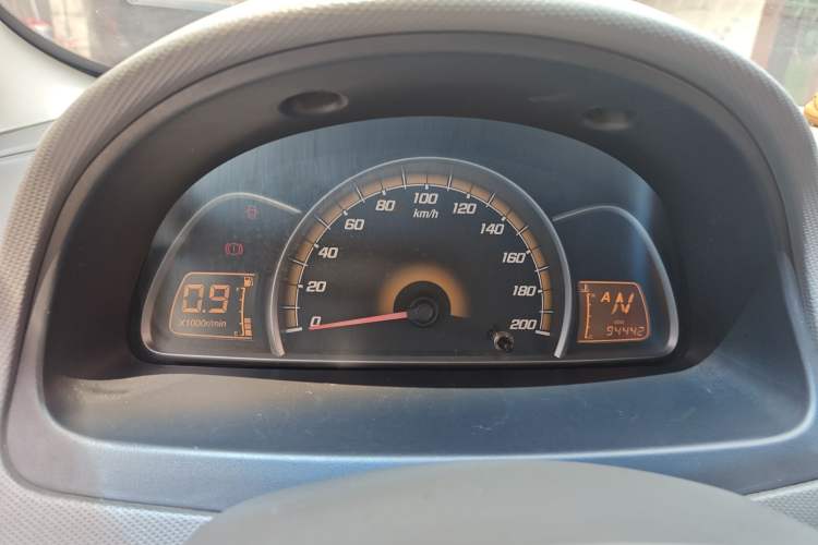 Used Chevrolet Sail 2010 Sedan 1.2L AMT Ideal Edition Instrument Cluster