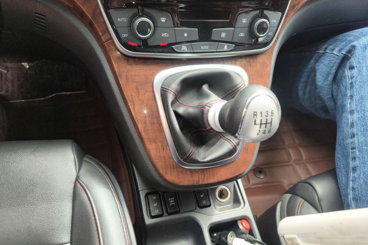 Used Haval H6 2015 Revised Version Sport Edition 1.5T Manual 4x4 Elite Trim