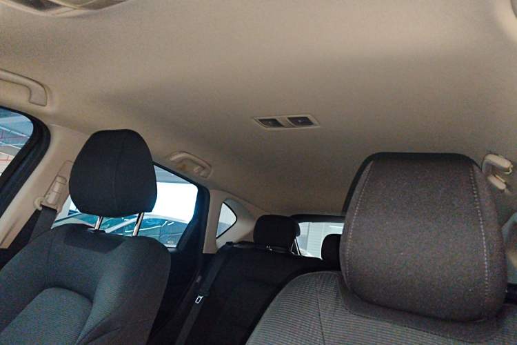 Used Mazda CX-5 2022 2.0L Automatic Two-Wheel Drive Comfort Version Headliner