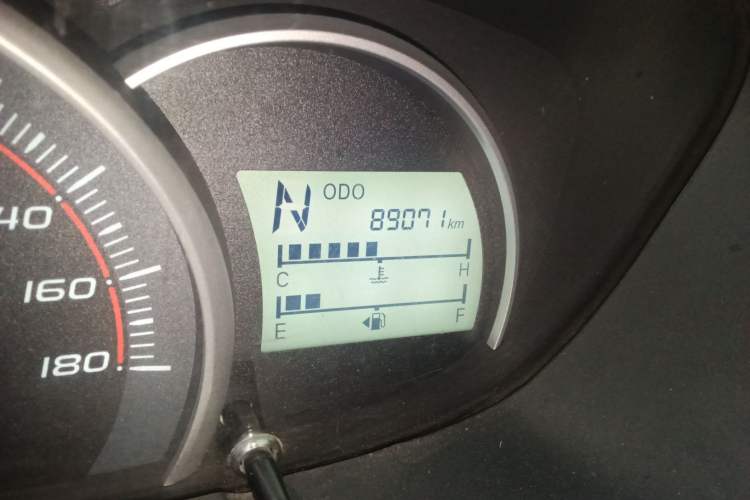 Used CHANGAN OSHAN Olisway 2014 1.4L AMT YouShang Trim
