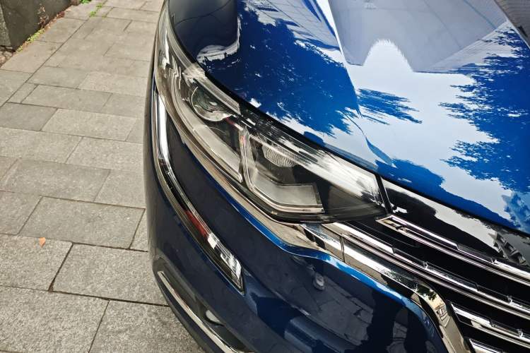 Used Renault Koleos 2017 2.0L Two-Wheel Drive Luxury Edition
