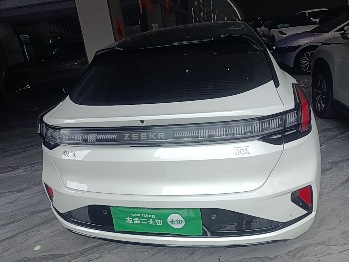 Zeekr 001 2025 WE Edition 95 kWh Rear-Drive — снимка 5
