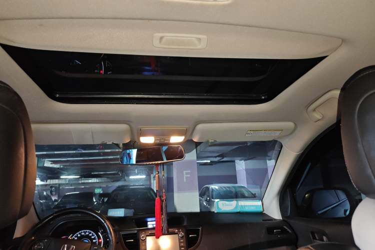 Used Honda CR-V 2013 2.4L four-wheel drive luxury version