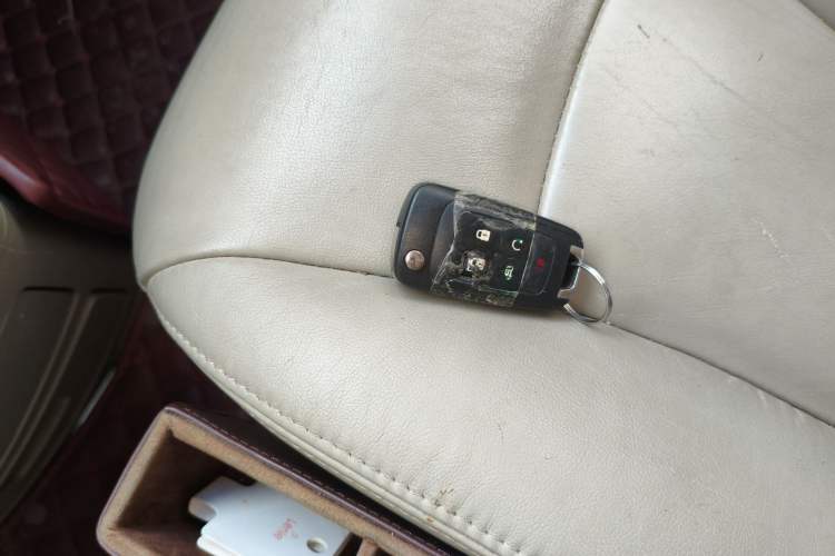 Used Buick GL8 2014 3.0L GT Luxury Business Haoya Edition