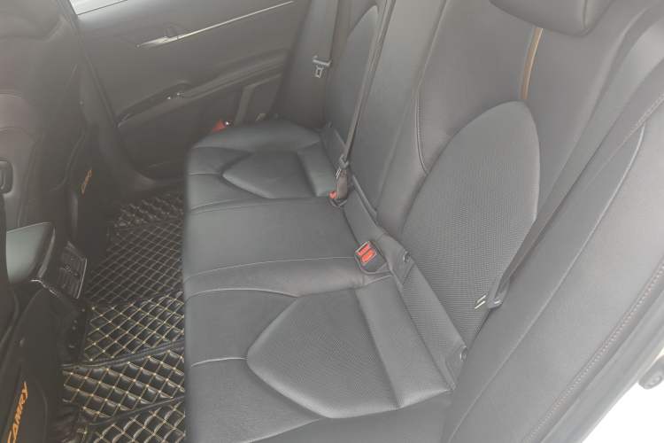 Used Toyota Camry 2019 Revised Version 2.0G Luxury Edition