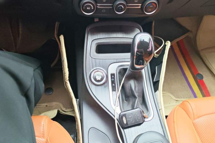 Used Chery Tiggo 7 2016 2.0L CVT Shining Edition
