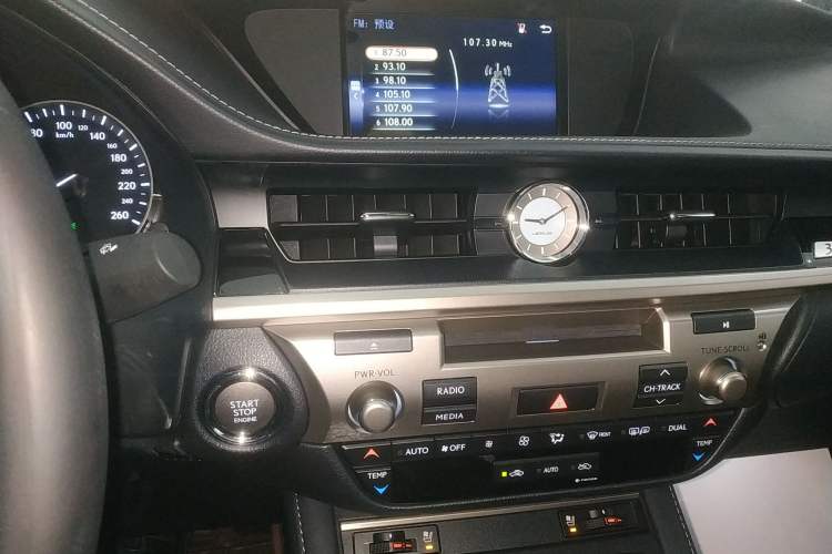 Used Lexus ES 2017 200 30th Anniversary Edition