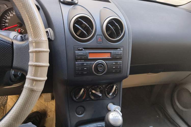 Used Nissan Qashqai 2011 2.0 XL Fire 6MT 2WD