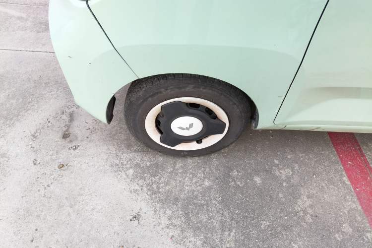 Used Wuling Hongguang MINIEV 2021 Macaron Premium Model – Lithium Iron Phosphate