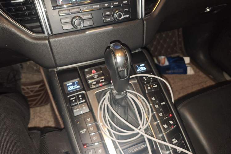 Used Porsche Macan 2014 Macan S 3.0T Gear Lever