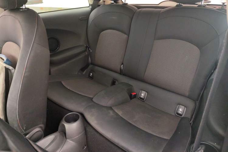 Used MINI 2014 1.5T COOPER Fun
