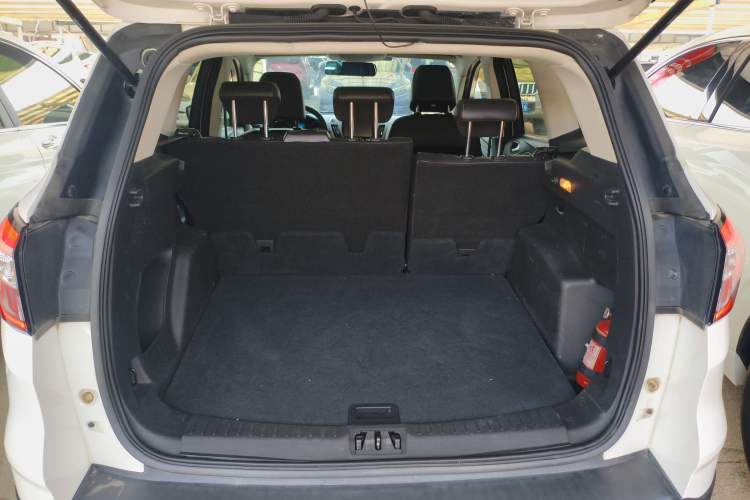 Used Ford Kuga 2017 EcoBoost 180 Two-Wheel-Drive Tiger Leap Model