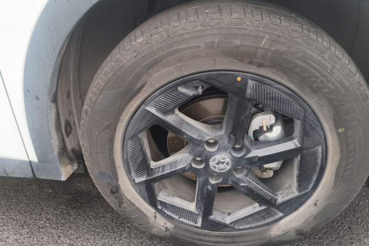 Used Venucia VX6 2025 Large Flat-Layout 520 Pro