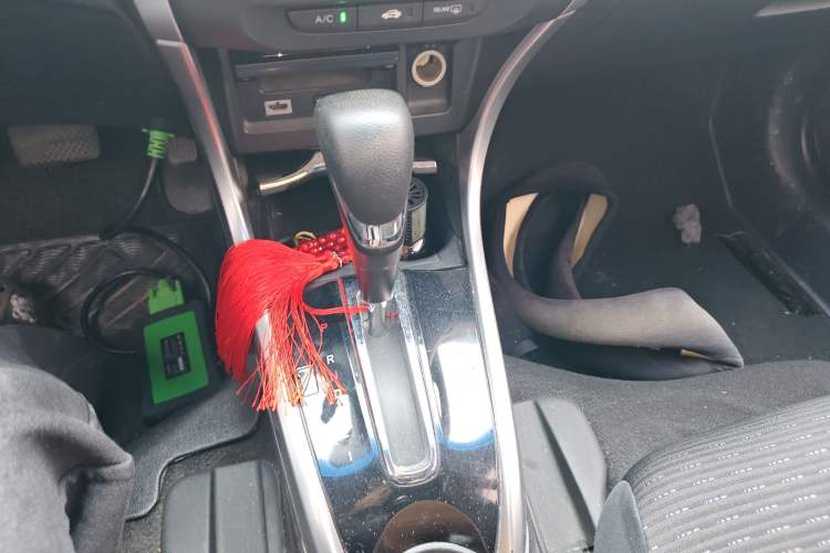 Used Honda Crider 2013 1.8L automatic luxury edition