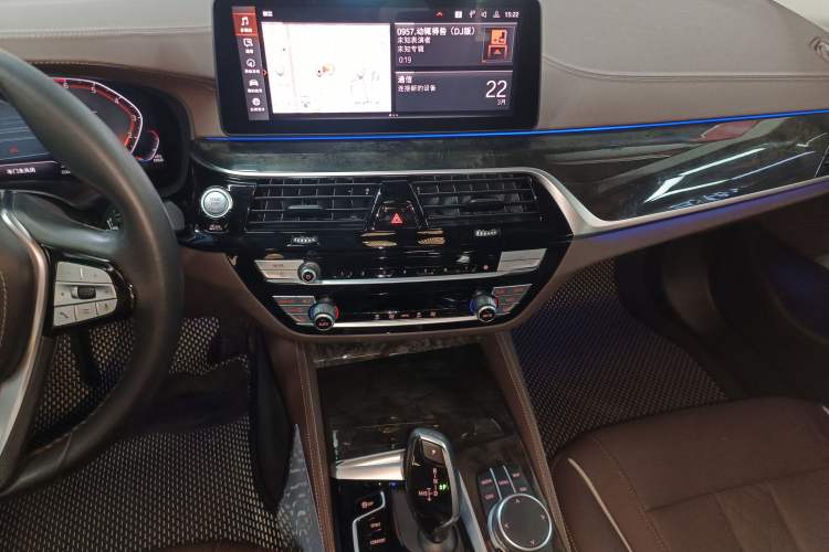 Used BMW 5 Series 2021 525Li Luxury Package