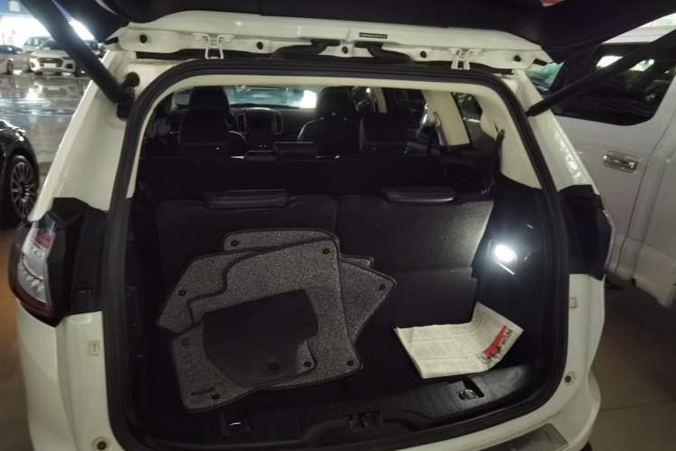 Used Ford Edge 2018 EcoBoost 245 Four-Wheel Drive Titanium 7-Seater