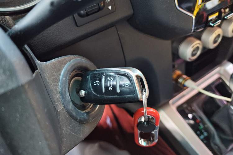 Used BAIC Off-Road BJ40 2016 40L 2.3T Automatic All-Wheel Drive Premium Edition Vehicle Key