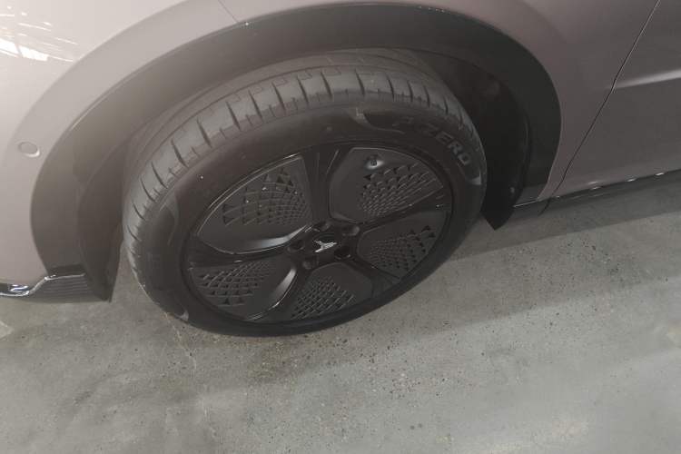 Used VOYAH COURAGE 2024 Four-Wheel Drive Global Edition