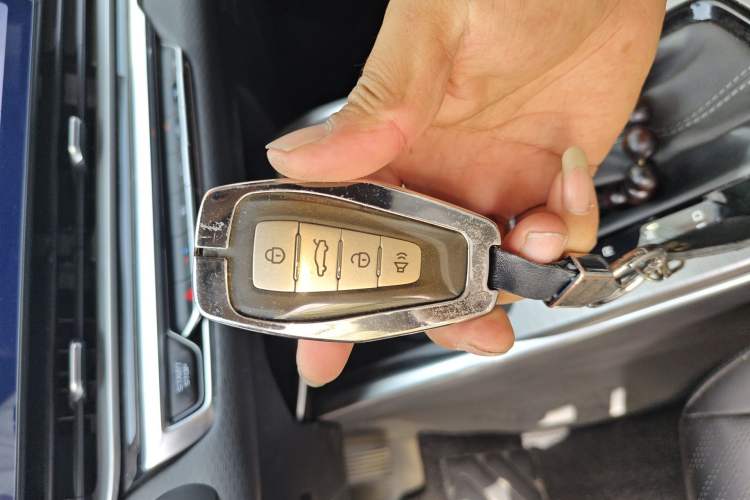 Used Geely Auto Emgrand 2023 4th Generation Champion Edition 1.5L CVT Prestige Model