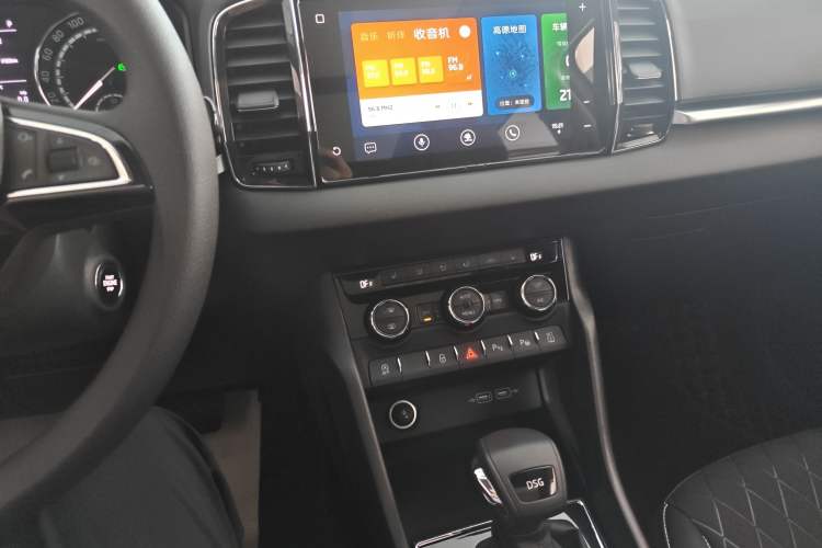 Used Skoda Karoq 2020 TSI280 Luxury Smart Edition China VI Standard
