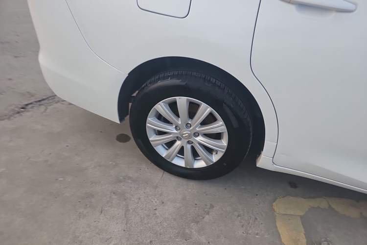 Used GAC Trumpchi M6 2019 270T DCT Luxury Edition (7-seater) China VI Exterior 5