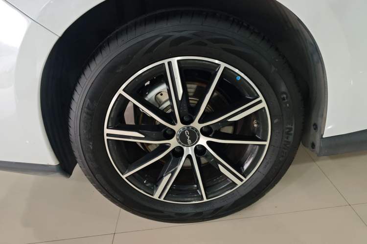 Used BYD Seal 06 New Energy 2025 DM-i Smart Drive 120KM Deluxe Model Exterior 5