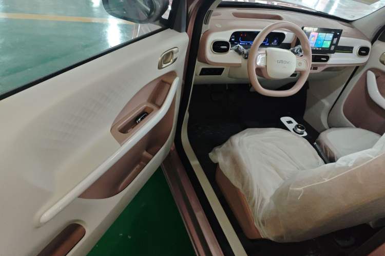 Used Geely Galaxy Panda 2025 210 km – Yuanqi Bear