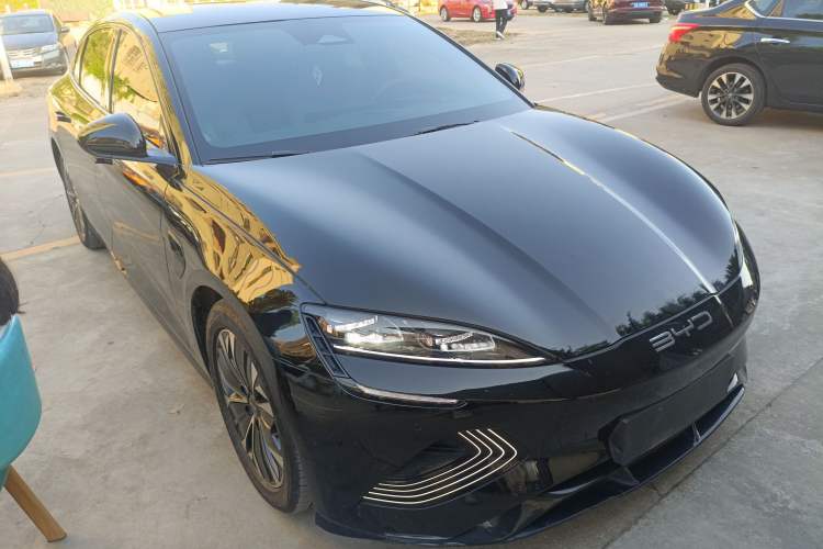 Used BYD Seal 2022 550 km Standard Range Rear-Wheel Drive Prestige Version