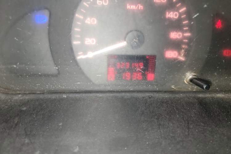 Used Wuling Rongguang 2014 1.2L S Base Model