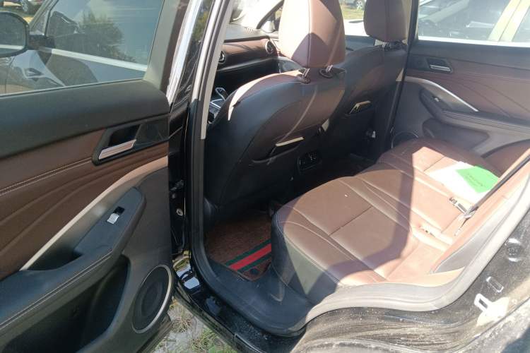 Used Wey VV6 2021 2.0T Two-Wheel Drive Smart Plus