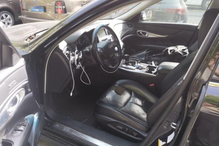 Used Infiniti M Series 2012 M25L Elegance Edition
