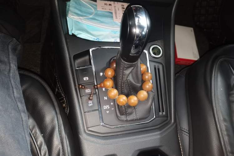 Used Volkswagen Lavida 2021 1.5L Automatic Comfort Edition Gear Lever