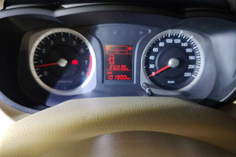 Used Venucia D50 2013 1.6L Manual Fashion Edition Odometer Close Up