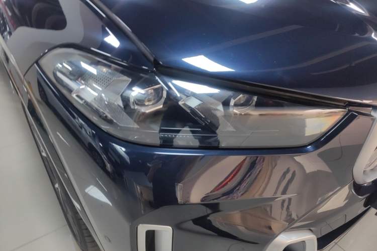 Used BMW X5 2023 xDrive 30Li Luxury M Sport Package
