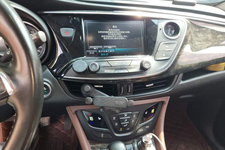 Used Buick Envision 2014 28T Four-Wheel Drive Elite Model
