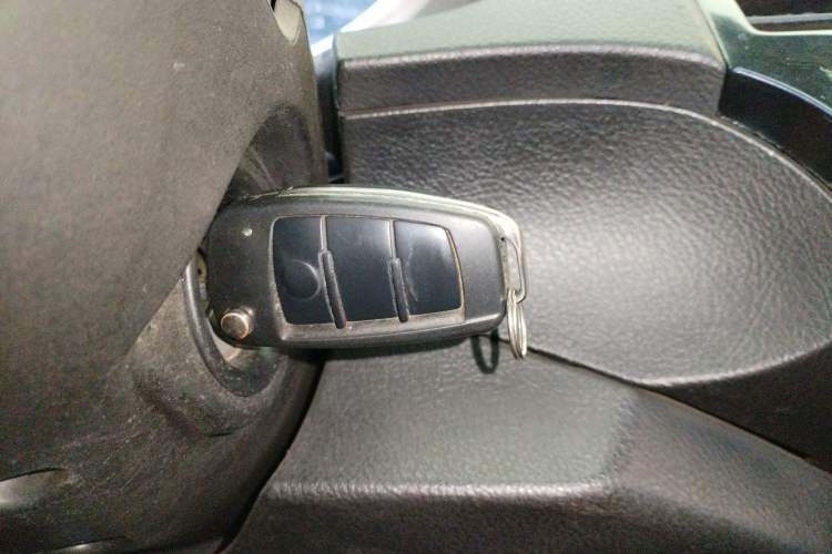 Used Land X8 2014 Explorer Edition 2.0T Diesel 4x2 Ultra-Luxury Model