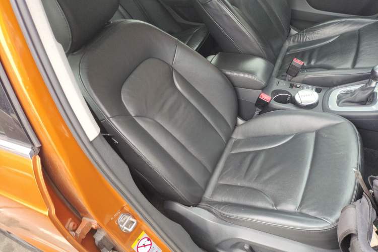 Used Audi Q3 2015 35 TFSI Comfort Model