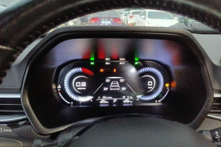 Used Geely Auto Emgrand 2022 4th Generation 1.5L CVT Luxury Model
