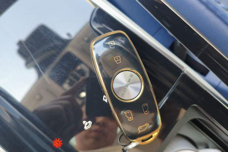 Used Roewe iMAX8 2021 400TGI Supreme Series Prestige Edition