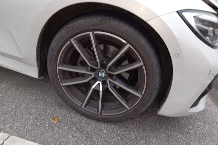 Used BMW 3 Series 2021 Second Facelift 325Li M Sport Package
