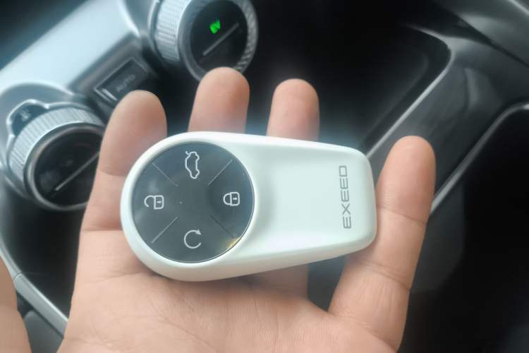 Used EXEED Stellar C-DM 2025 100 Long-Range Plus Two-Wheel Drive
