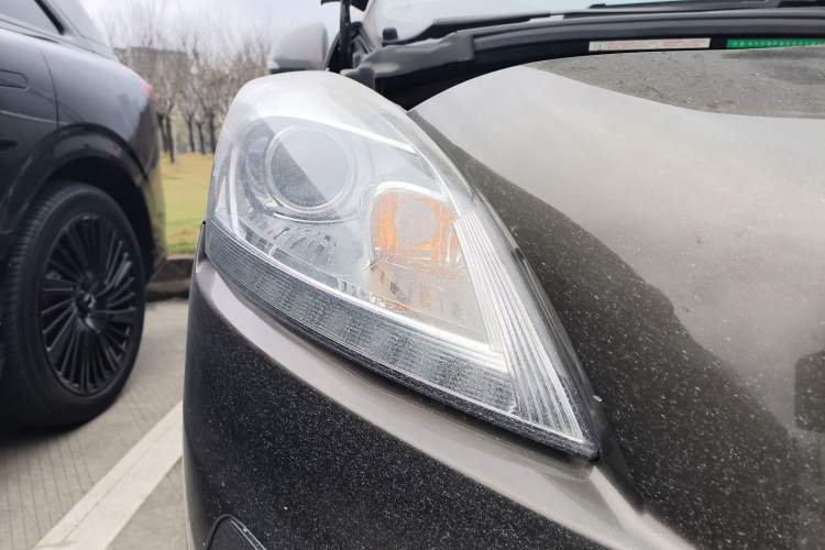 Used Peugeot 3008 2015 2.0L Automatic Classic Edition