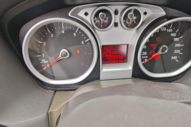 Used Ford Focus 2013 Sedan Classic 1.8L Manual Base Model