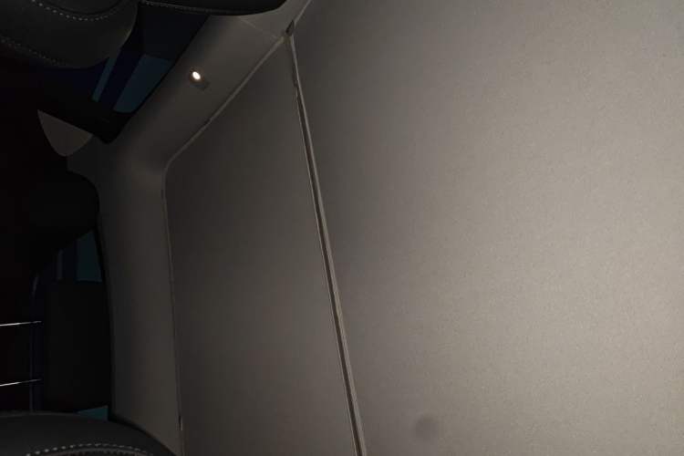 Used Tesla Model Y 2022 Revised Version Long-Range All-Wheel Drive Headliner