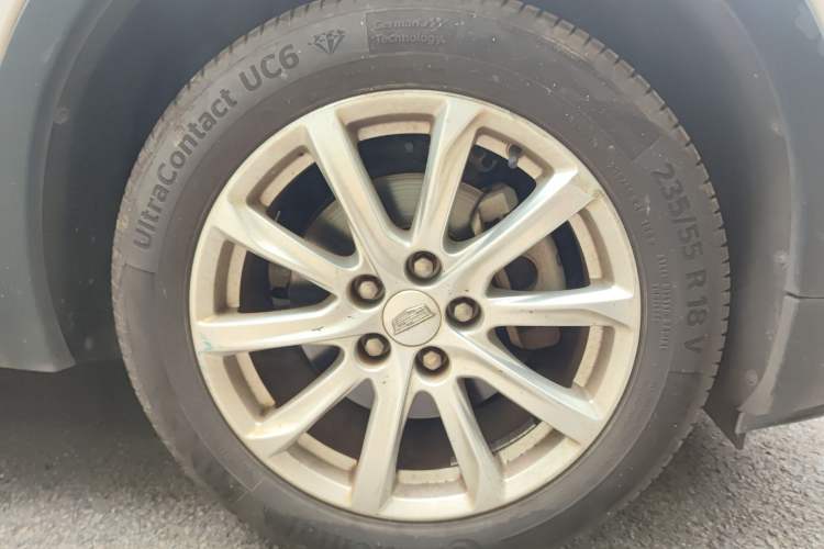 Used Cadillac XT4 2018 28T Two-Wheel Drive Tech Version
