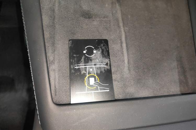 Used Tesla Model 3 2023 Long-Range All-Wheel-Drive Version