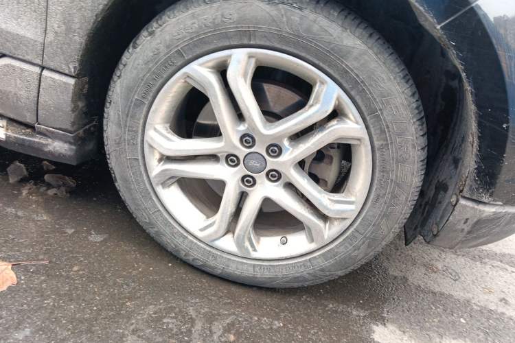 Used Ford Edge 2015 2.0T GTDi 4x4 High-Grade Model